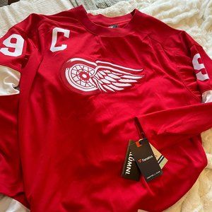 Red Wings Jersey Medium